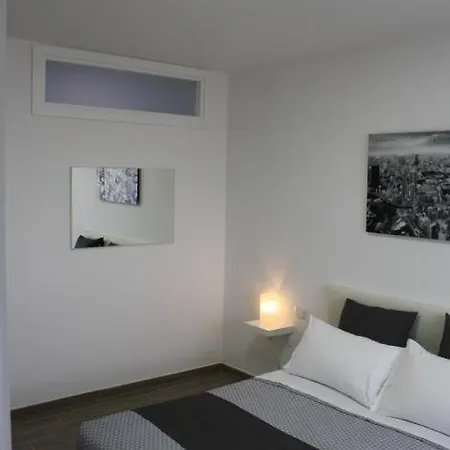 Airport - Palese 2 Bed and breakfast
